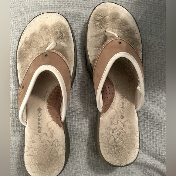 Columbia Shoes - Columbia Kambi Flip Flops Size 7 Tusk/Ivorie